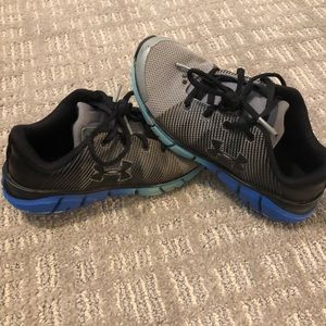 Boys Under Armour Tennis Shoes